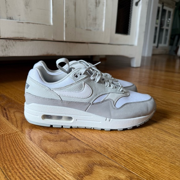 Nike Shoes - Nike Air Max 1 Sneakers - Light Smoke Gray